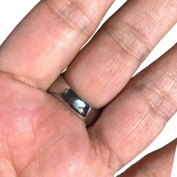 SHOWSTOPPER AMETHYST RING IN 316SL (STAINLESS STEEL) (SZ 8.25) - Picture 14 of 15